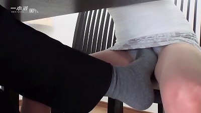 Yuki Narumiya's wife in beautiful cuckold scenario 1