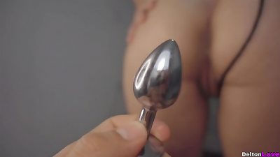 Cum on my friendâ€™s girlfriendâ€™s curvaceous ass while she is in the doggy style and opening her legs.