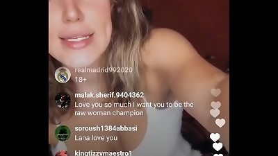 Lana demonstrates us titties