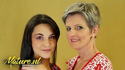 aged girl Has a Sexdate with a hot lezzie babe