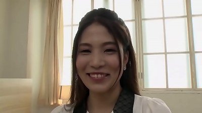 Chiaki Saeki, a newcomer with a tidy demeanor, joins the renowned 1pondo series 