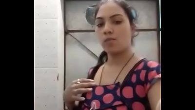 mesmerizing spectacular Hindustani Bhabhi Striptease flash