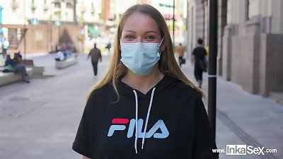 brazilian GRINGA Larissa Leite caught in Sao Paulo finishes up doing anal invasion with lucky follower (next 1 could be you)