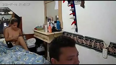 Hidden camera to observe the molten sister-in-law on summer vacation