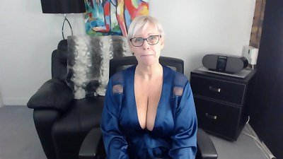 Monte saying us how great her boobies sense