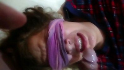 My best friend passes her phat jizz-shotgun to my wife while she rests, blowing and popshot in her throat and face