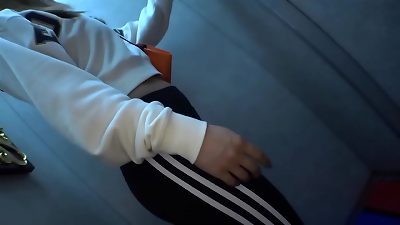 Delicate buttocks with large cheeks in a pita bread with F-cup breasts and large breasts, arms, and bundles, as expected, for a wild experience! The intense cowgirl style is intense! The URL of the high-quality full movie is available for free