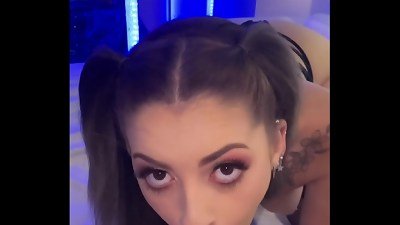 tatted hottie Bella Luna humps Off The Set