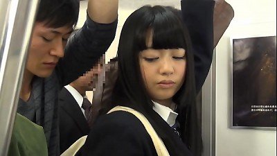 I accidentally met my quiet daughter on her way back home on the train.