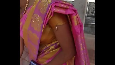 Tamil scorching school female side funbags without brassiere in saree HD (part:4)