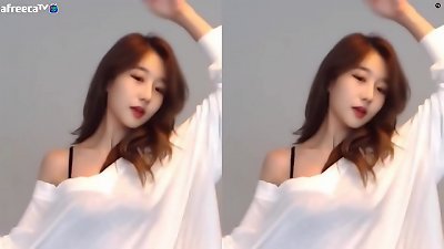 å…¬ä¼—å·ã€æ˜¯å°å–µå•¦ã€‘éŸ©å›½ä¸»æ’­å¾é›…æ€§æ„Ÿå¤§é•¿è…¿ç™½è‰²çƒ­èˆž