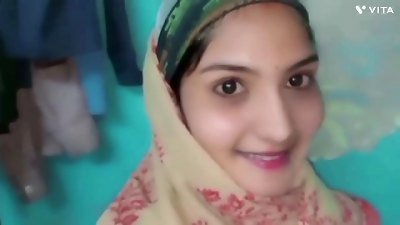 On the occasion of new year, sister-in-law endowed her stepbrother pound given a chance