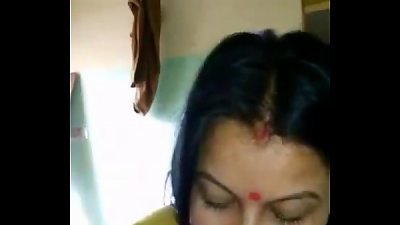 Indian wife gives blow job and has anal sex in secret
