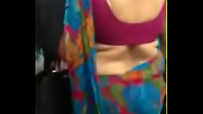 steamy Nepali aunty's huge back unsheathed in saree