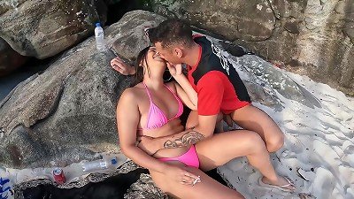 Getting prepared on the naturist local beach of Abric&oacute;