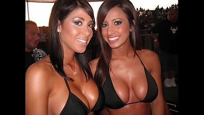 Hot Chicks