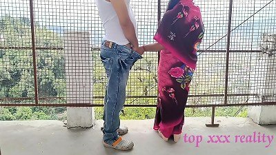 The hot Bengali bhabhi has amazing outdoor sex in a pink saree with a smart thief.