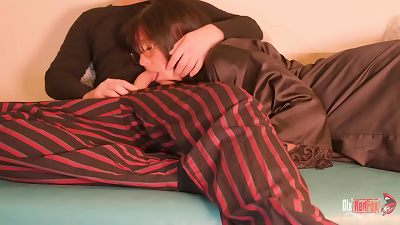 mommy & son Share a sofa