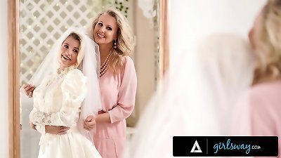 GIRLSWAY mom Julia Ann fucks Bride-To-Be Carolina Sweets