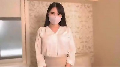 A healing frame video of a fair-skinned beauty from announcer school