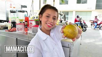 CARNEDELMERCADO - (Siarilin Martinez, Charles Gomez) - skinny short Hair Latina tries porno For The very first Time And enjoys It