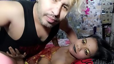 Shivani has fun with her boyfriend