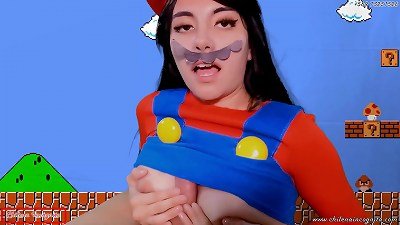 The real Mario BROSS kicks CALLAMPA to SENTONES to build up extra life - REAL LIFE costume play