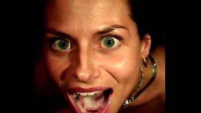 Petite pornstar Harley Raine shows off her big boobs in sexy lingerie