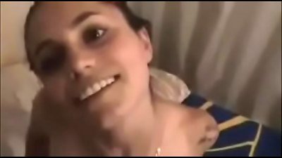 Morochita argentina preciosa  chupandomela y haci&eacute;ndose la estrella