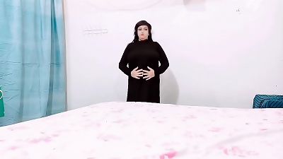 ginormous natural titties Pakistani chubby woman masturbating