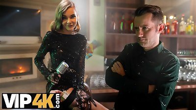 Hunting for couples in 4K