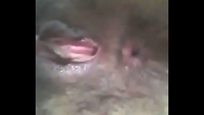 gorgeous desi lady demonstrating her slit