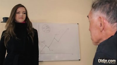 trampy nubile takes jizm on her tongue and gulps it after getting hardcore plumbed by senior guy