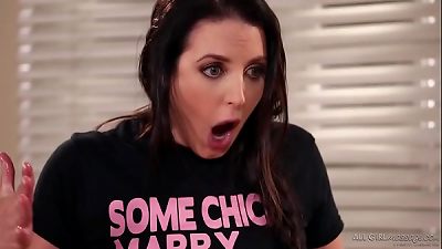 Uma Jolie and the girl-on-girl masseur Angela milky