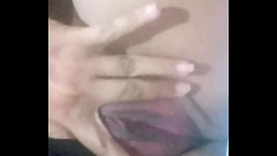 Online hook-up by WhatsApp message