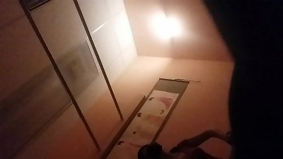 Mr. Dee gives a good massage