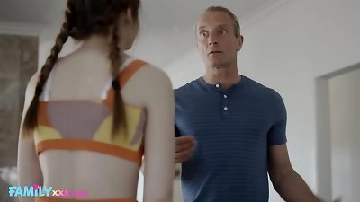 Reese Robbins proved to dad she could suck dick well